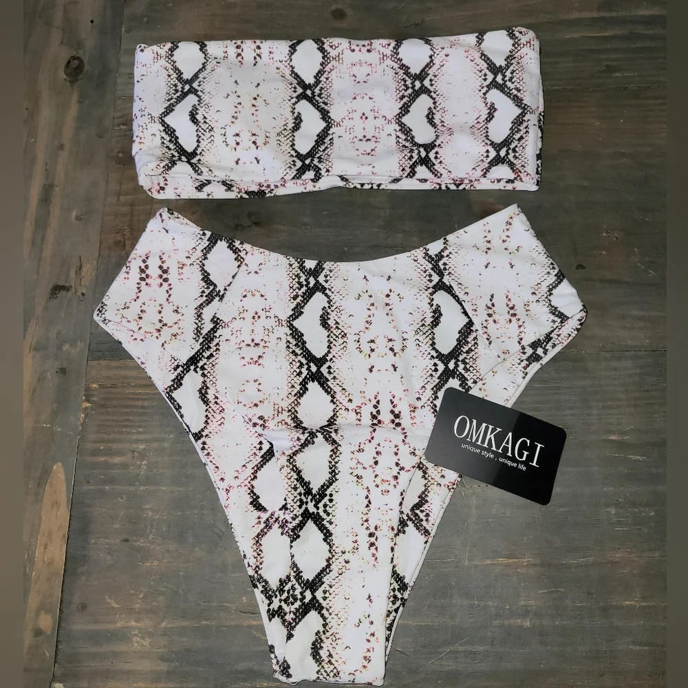 Omkagi Snake Print Bikini Set NWT ❤️❤️